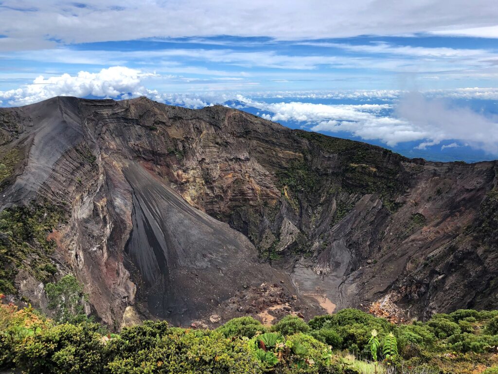 Vulkan Irazú - Blick in den Krater